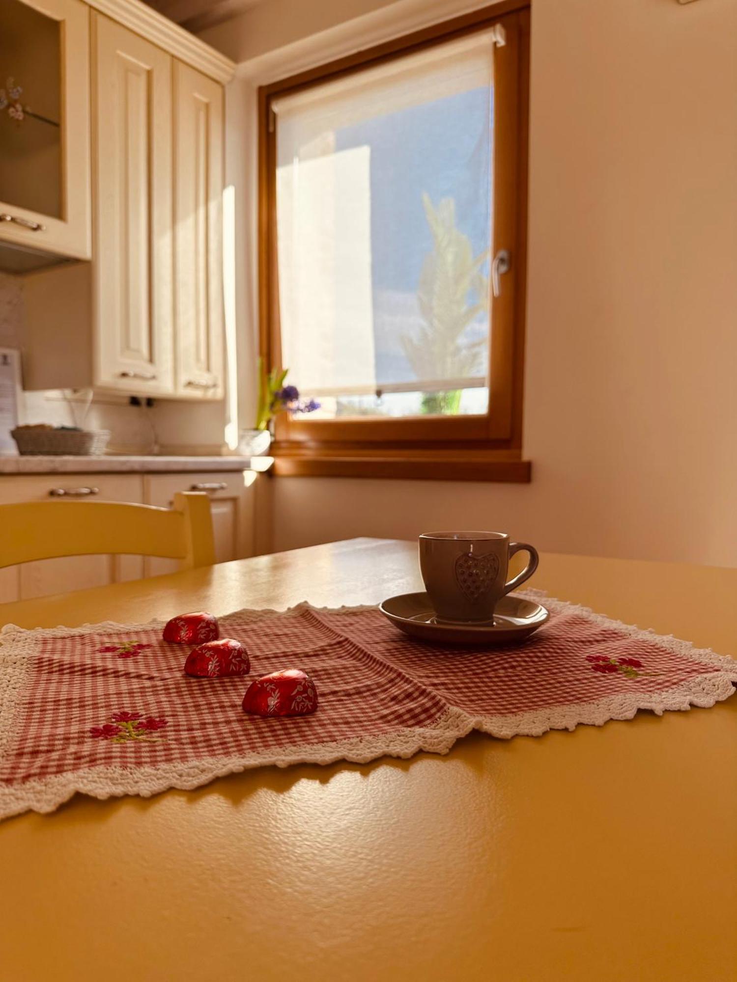 Holiday Home Sovenigo Puegnago Eksteriør billede