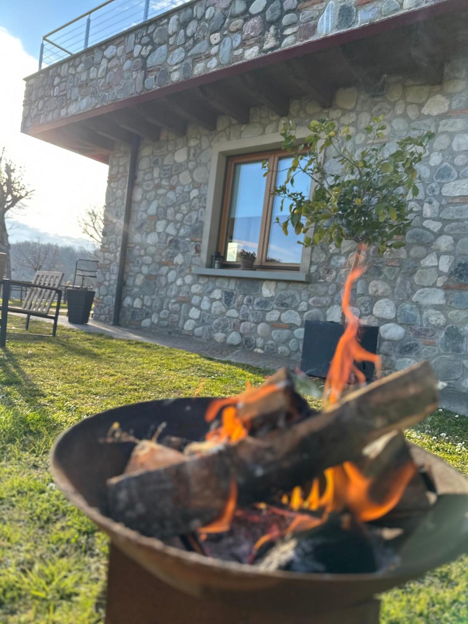 Holiday Home Sovenigo Puegnago Eksteriør billede