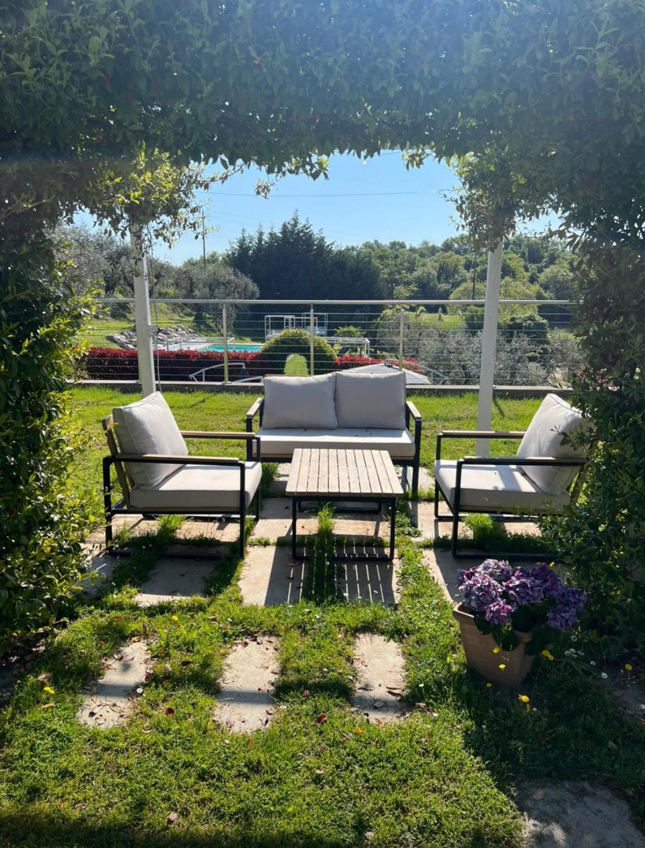 Holiday Home Sovenigo Puegnago Eksteriør billede